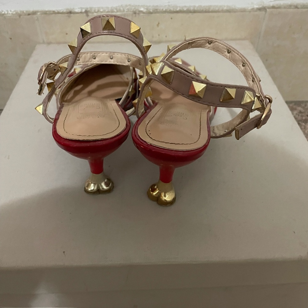 Shoes - Picture 3 of 3